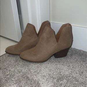 Kohls Tan nude beige bootie ankle Sz 8